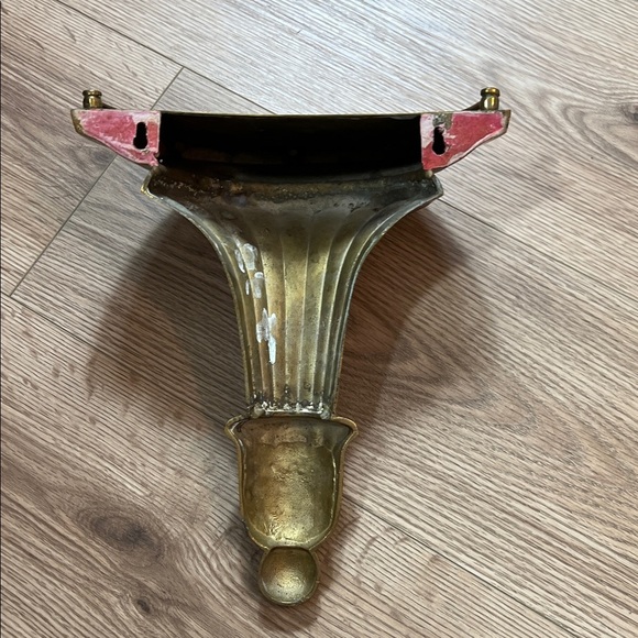 Vintage Brass Wall Shelves Set of 2 MCM Hollywood Regency Gold Tone Shelf - Picture 6 of 10